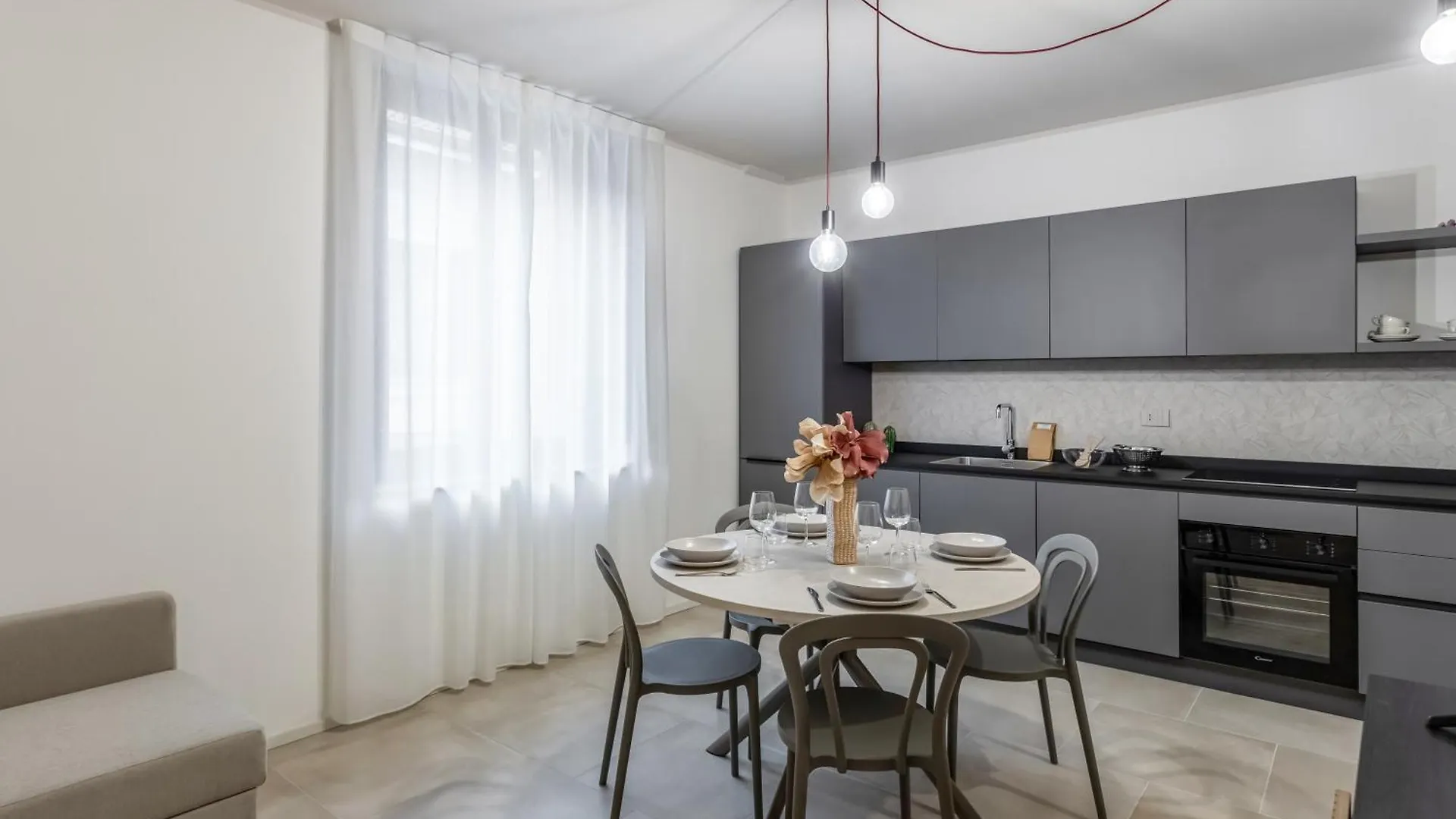 Varesina Suite - Pavia City Center - By Host4U