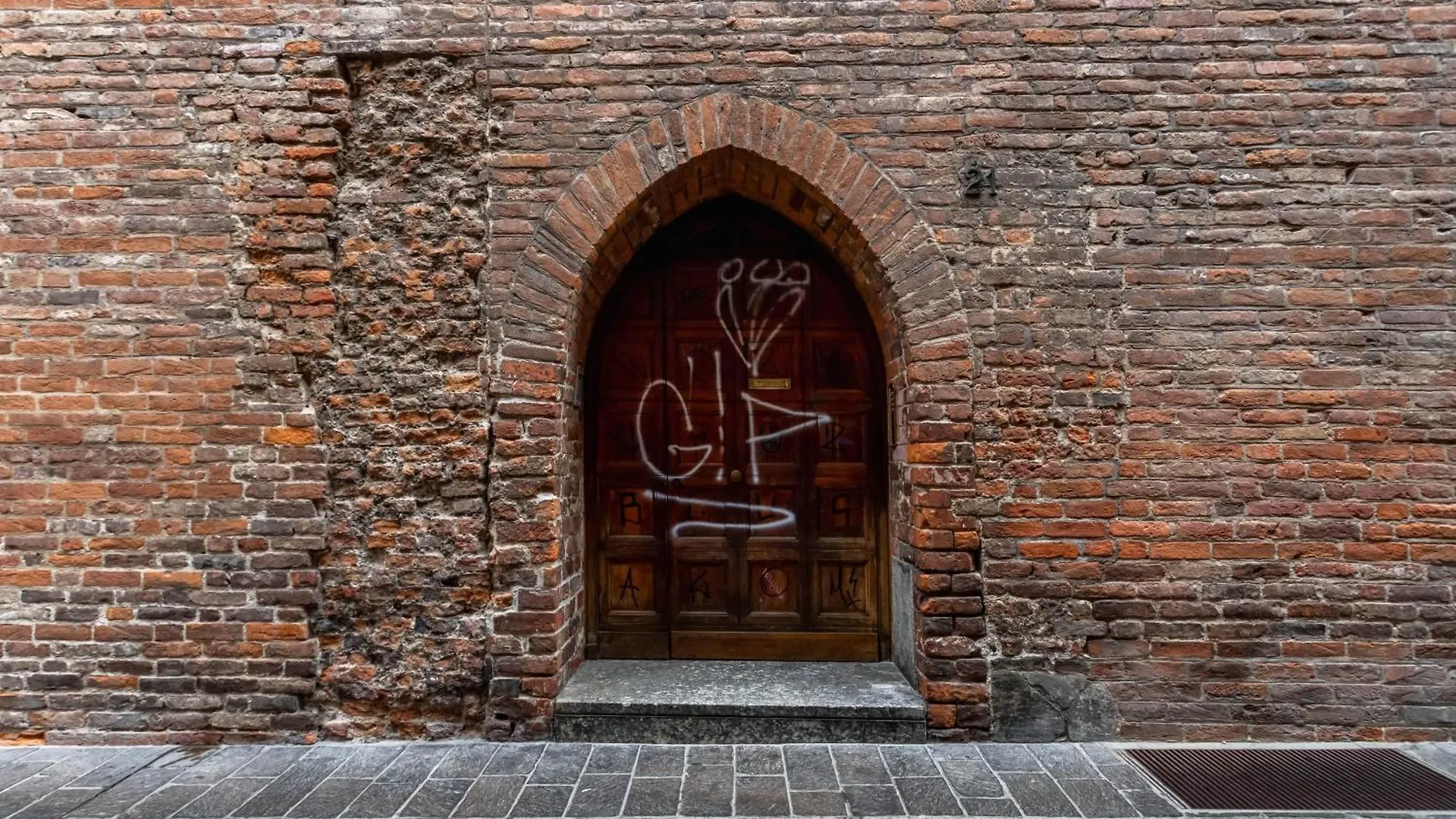 Varesina Suite - Pavia City Center - By Host4U 0*,